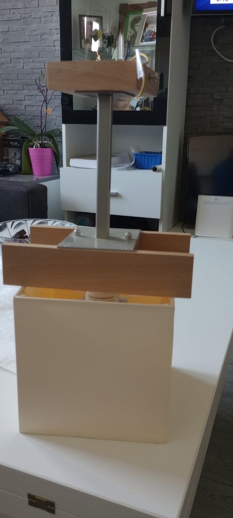Sprzedam lampę sufitowa