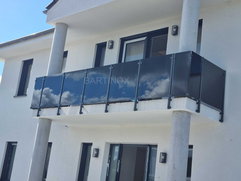 Balustrady szklane ,balustrady ze szkła ,  ,balustrady nierdzewne