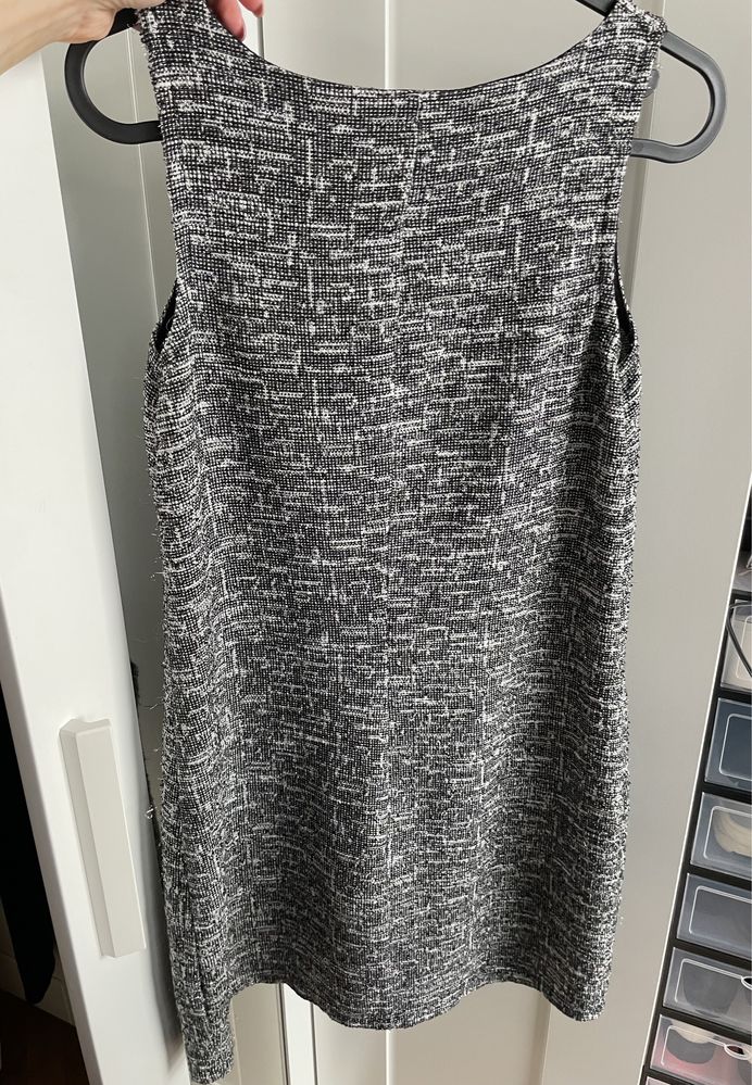 Mohito melanzowa elegancka biurowa sukienka xs/S szara srebrna nitka