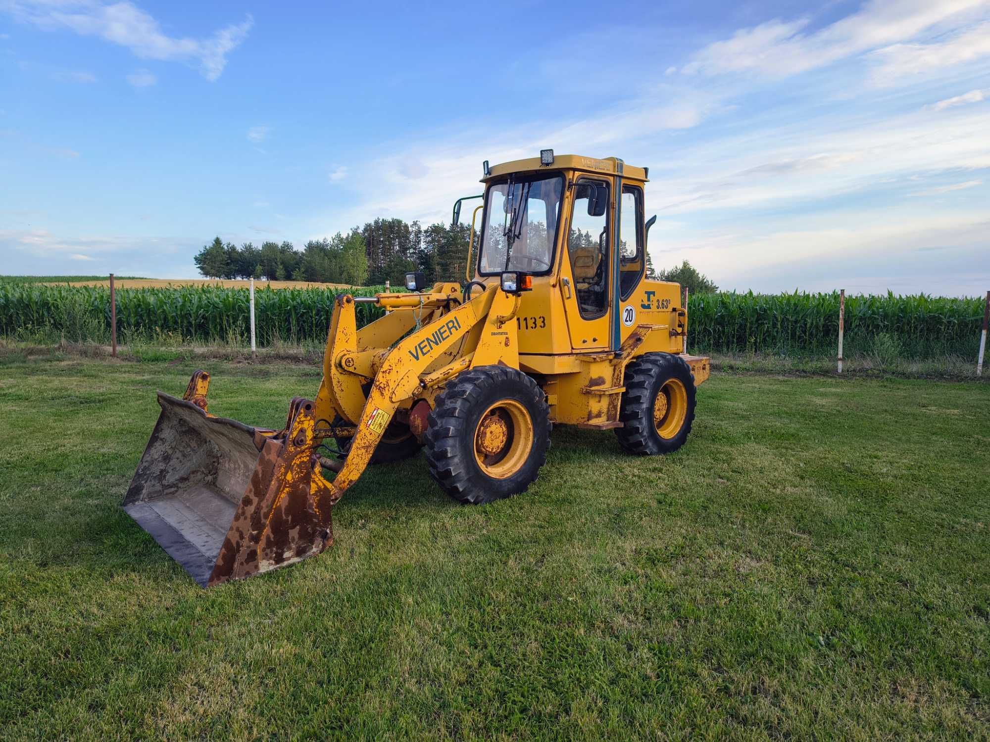 Ładowarka przegubowa VENIERI 3.63 SILNIK PERKINS TURBO  manitou,jcb