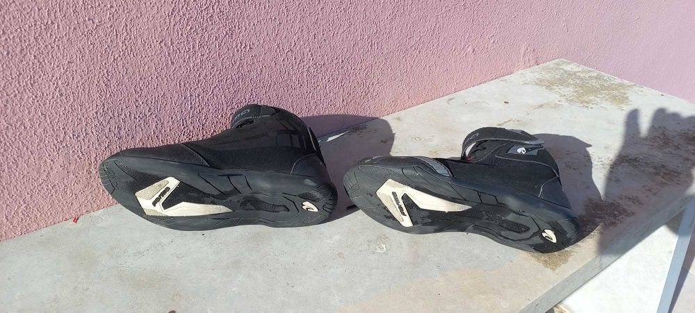 Botas de motociclismo