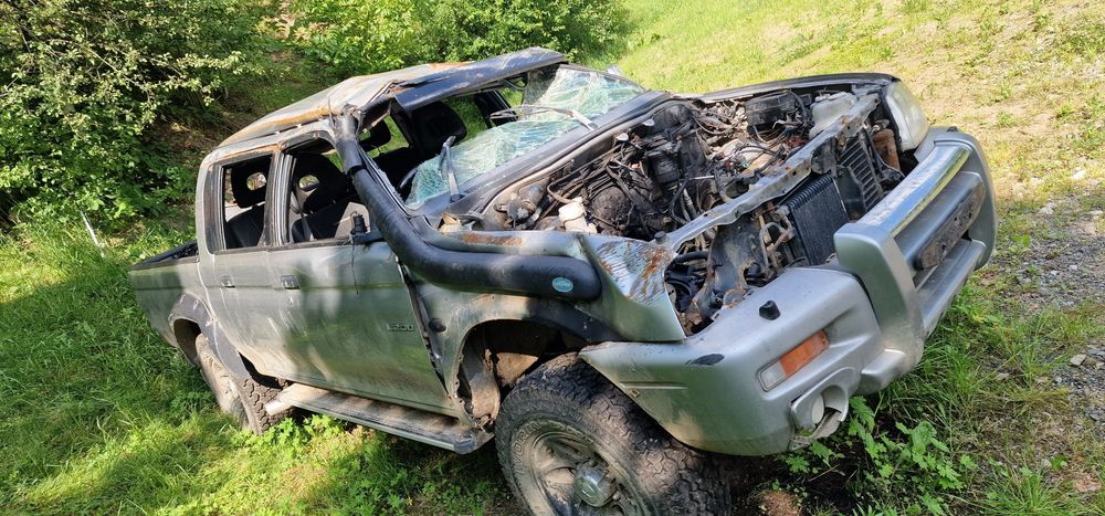 Мітсубісі L 200 ДТП.