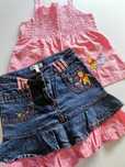 Conjunto top e saia da Disney
