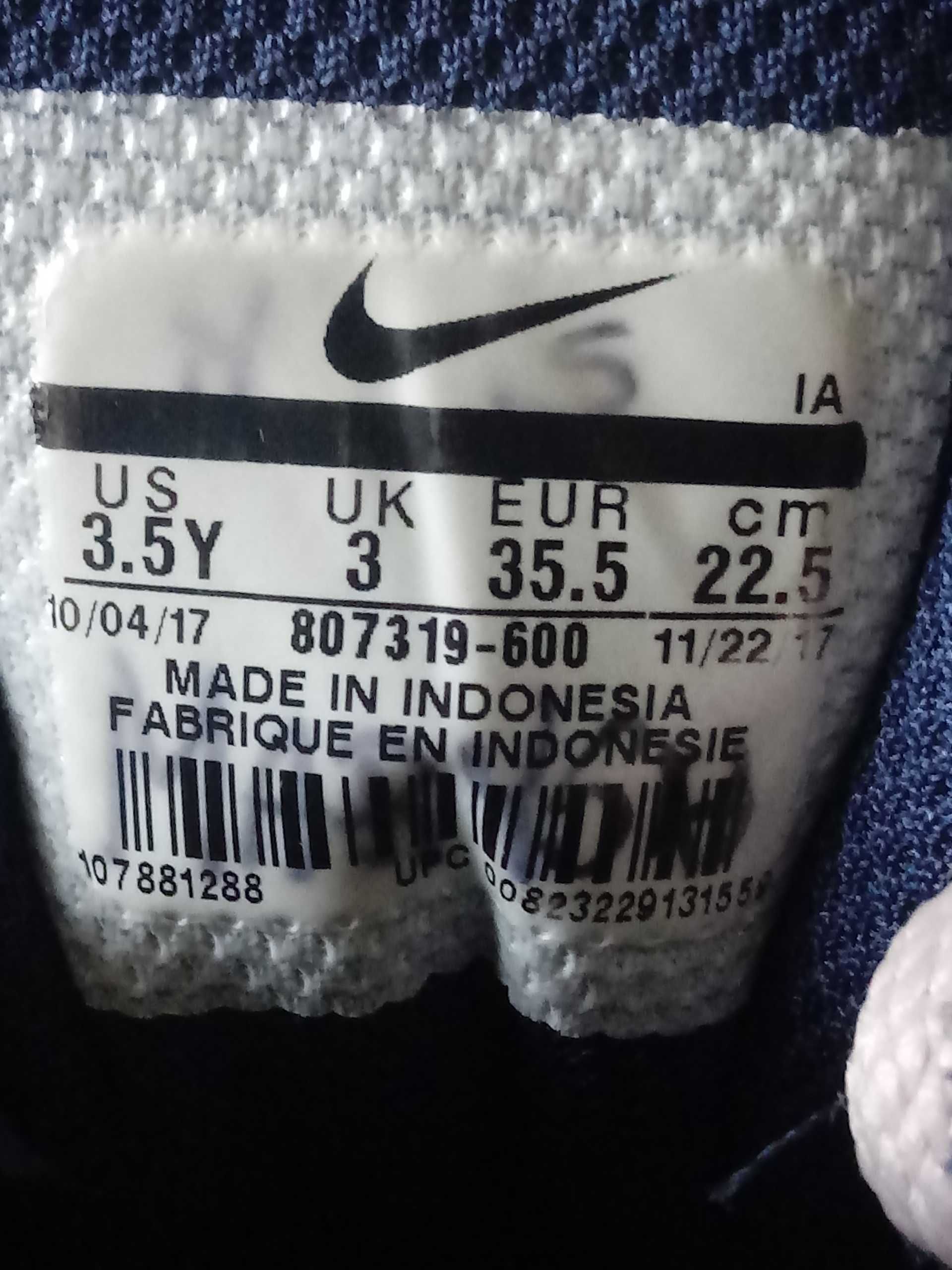 Buty sportowe Nike r. 35,5 wkładka 22,5cm