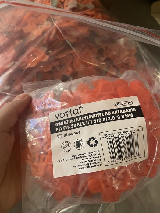 Krzyżyki glazurnicze dystansowe do fug 50 szt