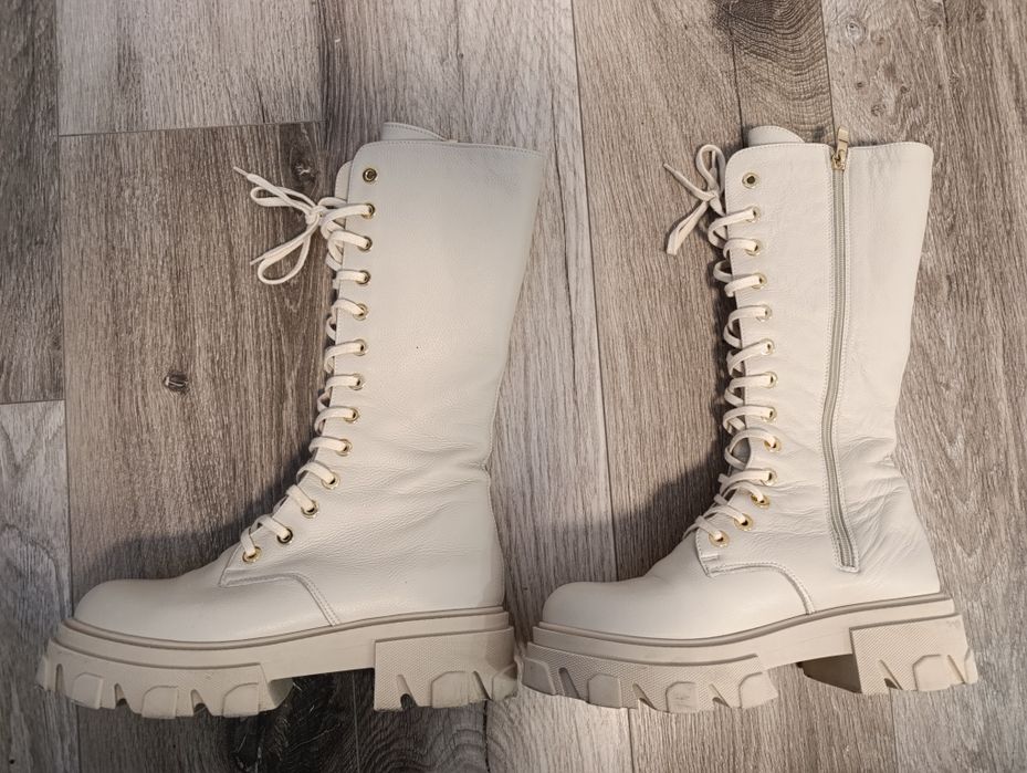 Kozaki kremowe, skórzane używane rozmiar 41