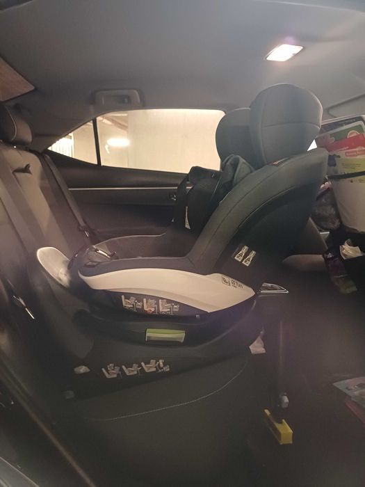 Fotelik samochodowy BeSafe iZi Turn i-Size – używany