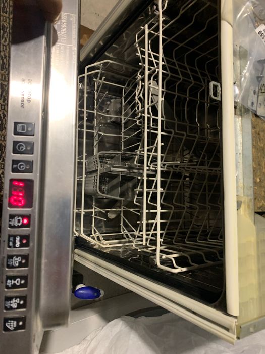 Посудомийна машина siemens