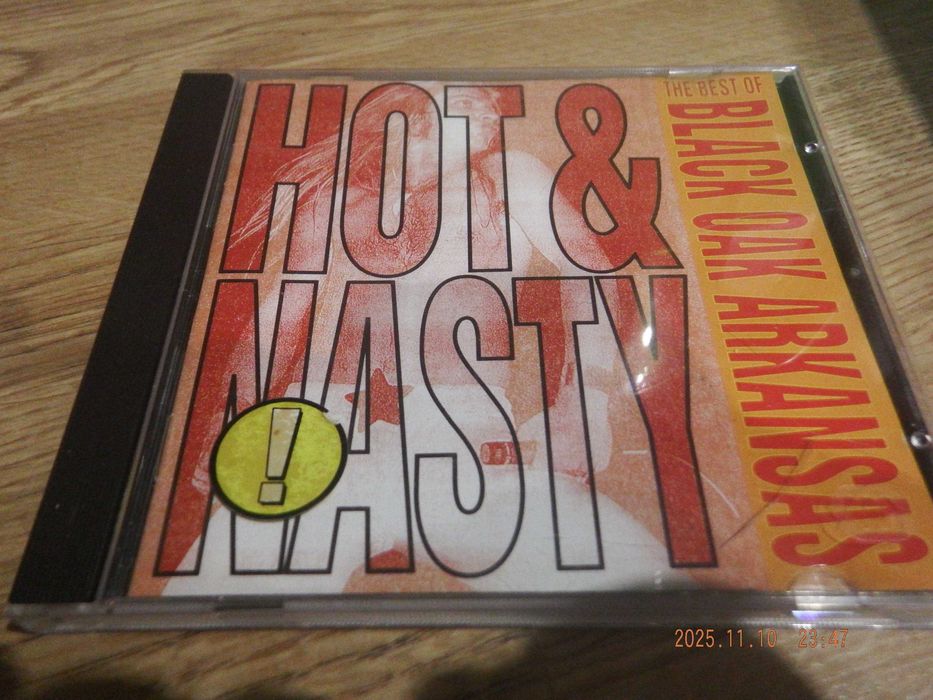 BLACK OAK ARKANSAS - Hot & Nasty     .