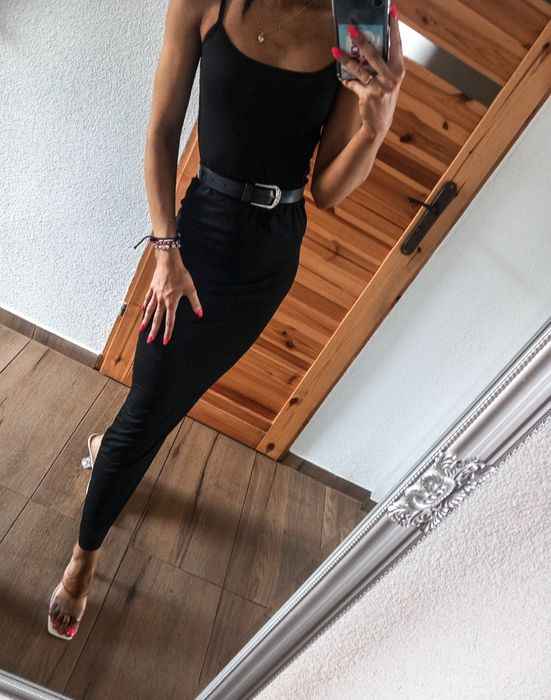 Sukienka dopasowana czarna długa butik XS S