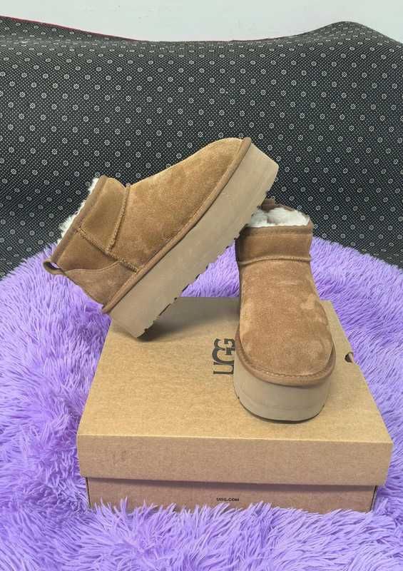 UGG Classic Ultra Mini Platform Boot
Chestnut (Women's) EU 40