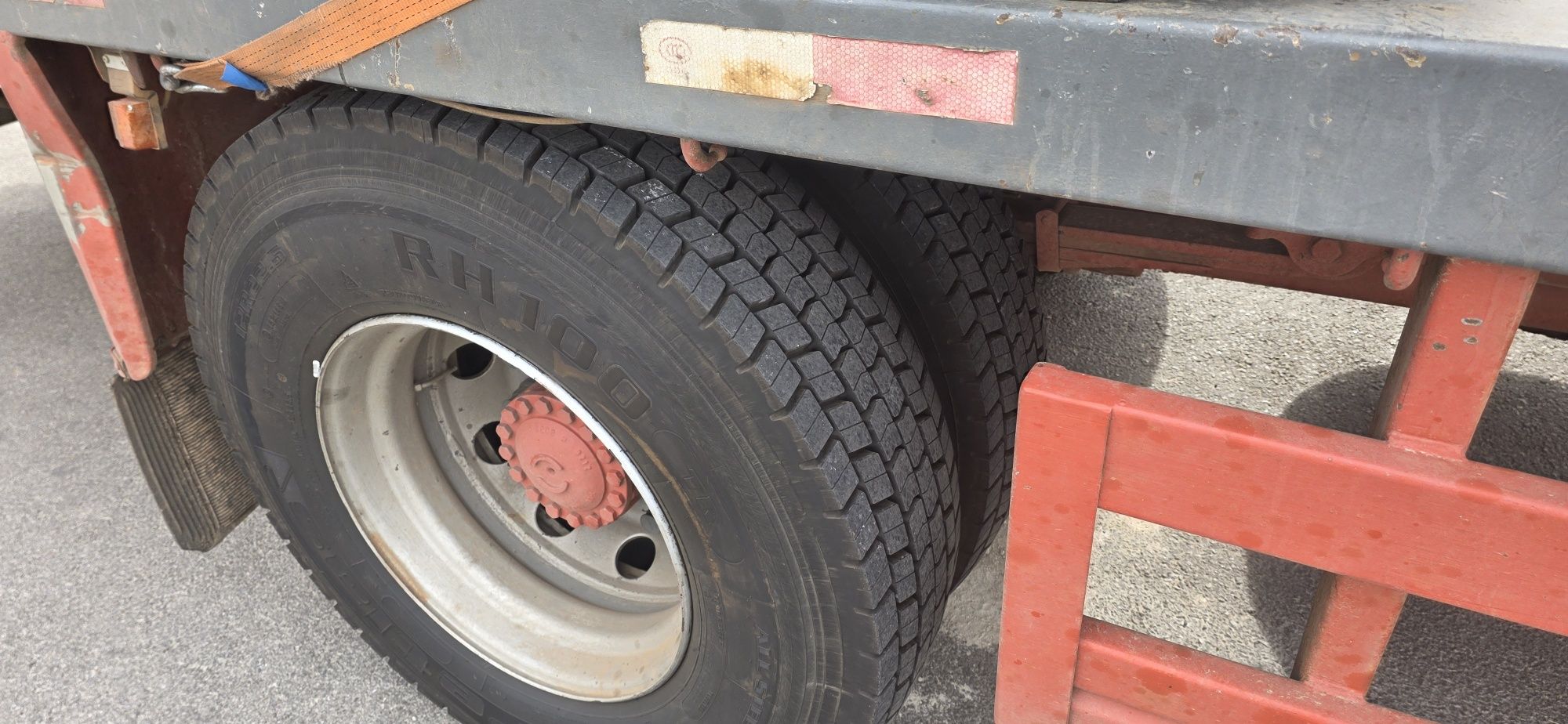 IVECO MT190E24  COM GRUA