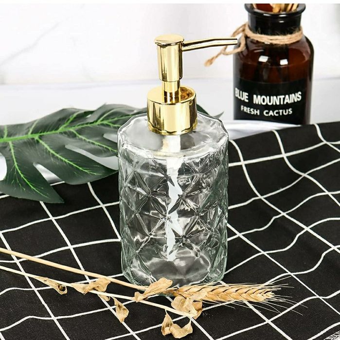 Szklany dozownik do mydła