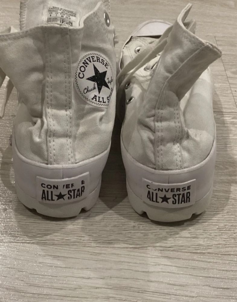 Biale buty converse na platformie 40