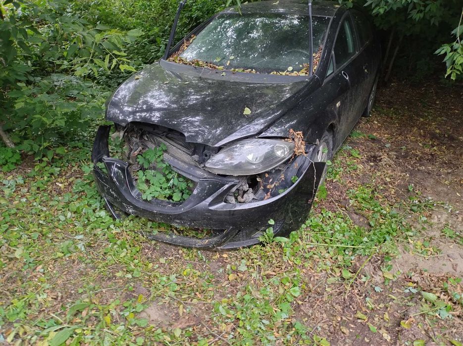 Seat leon 2.0 tdi 140km klapa drzwi maska koła silnik BKD błotnik LC9Z