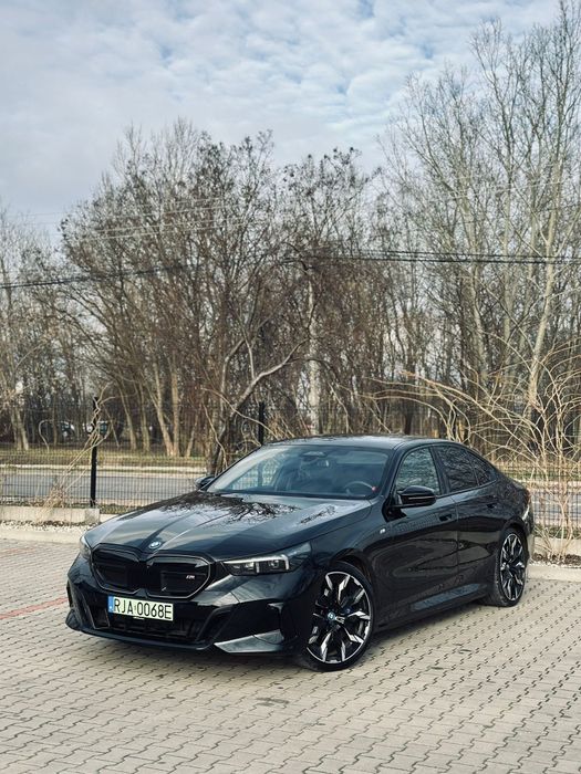 Wynajem Bmw i5 602km 3.6 do 100