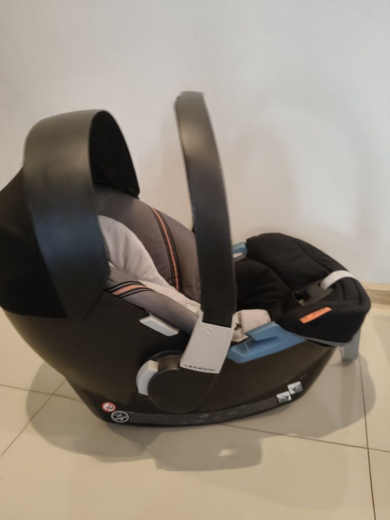 Cybex Atom 2 fotelik i baza