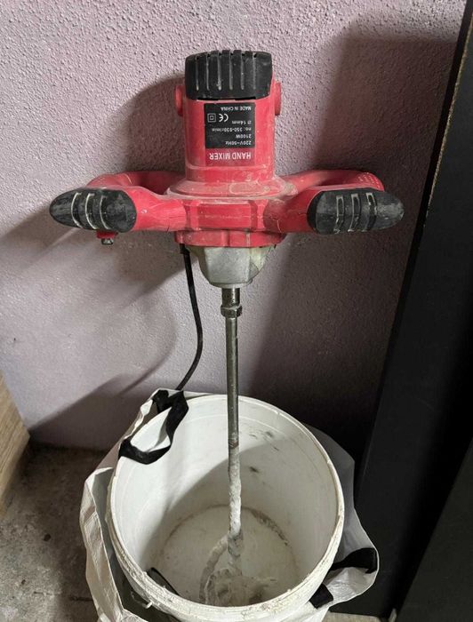 Misturadora de argamassa , cimento cola , ou tinta!!