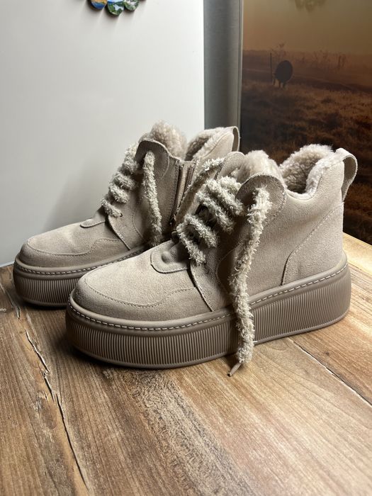 Женские зимние ботинки 39 р.