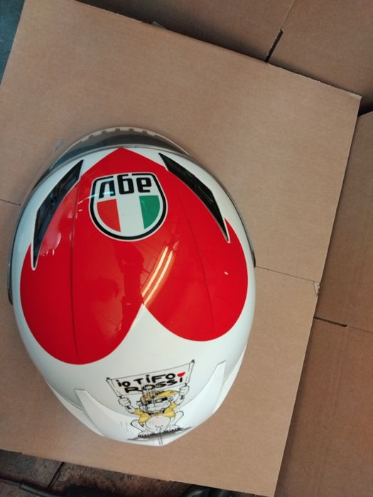 Capacete de mota AGV