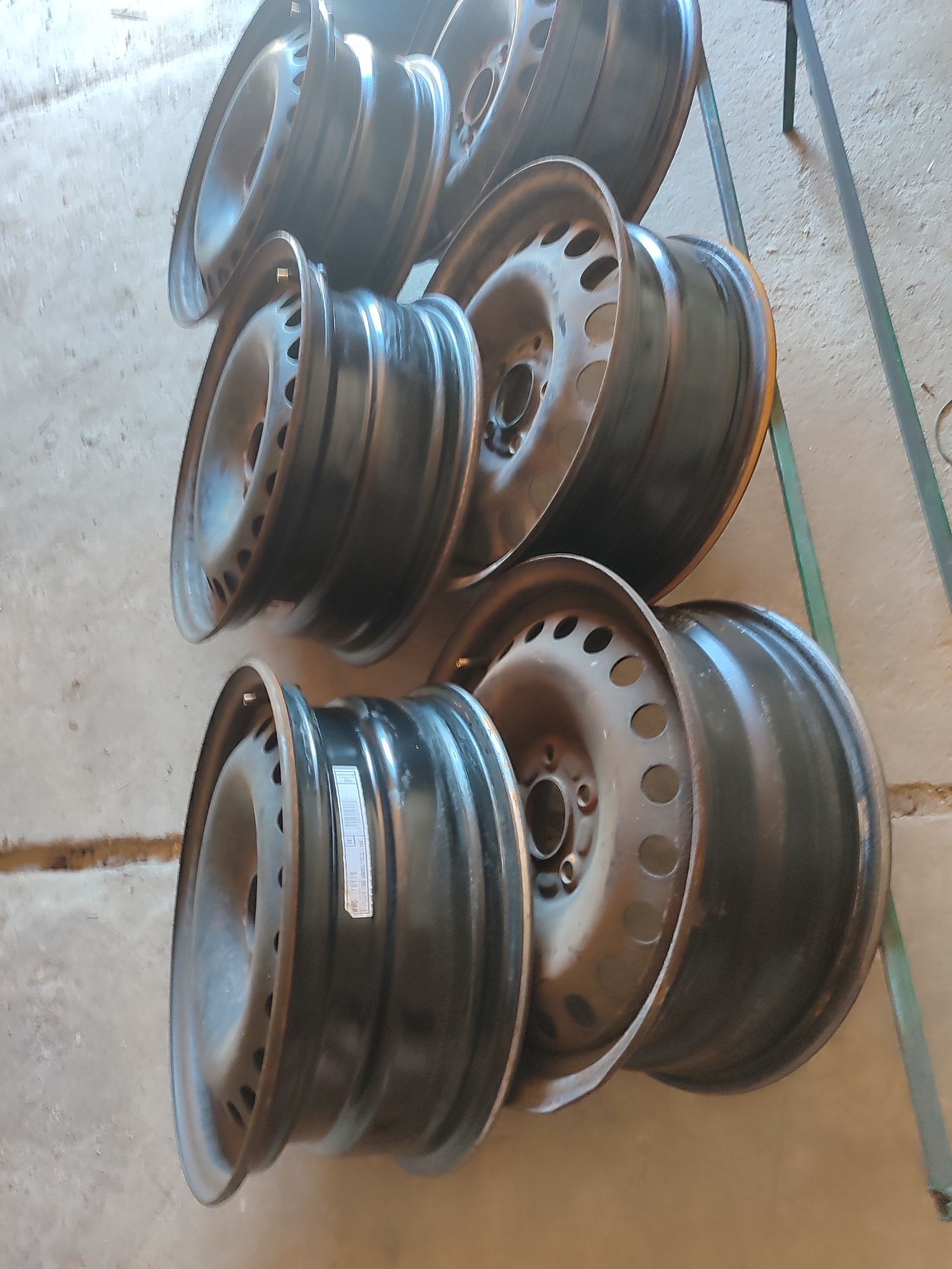 Диски металеві r16 ford 5.108