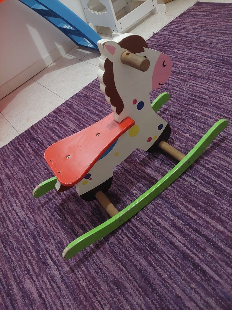 Cavalinho de baloiço