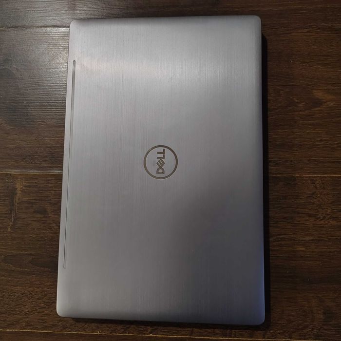 Dell Latitude 5511 | i7-10850H | 32GB RAM | 512GB SSD