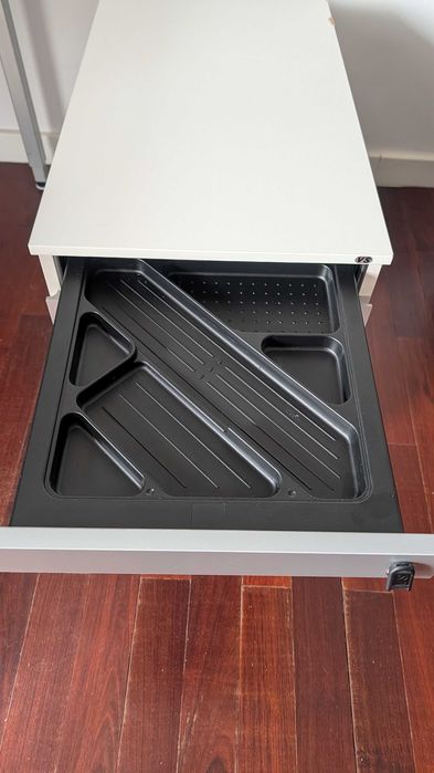 Biurko regulowane, kontener na dokumenty vs-furniture