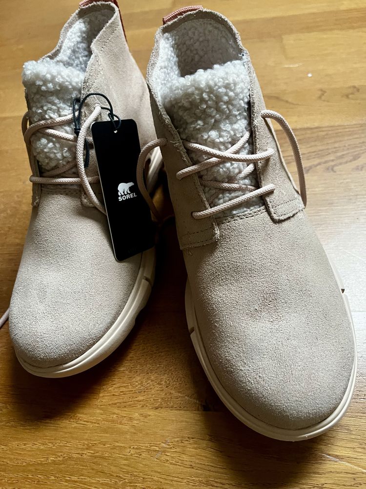 Sorel. Ocieplane eleganckie buty. Skóra. Nowe