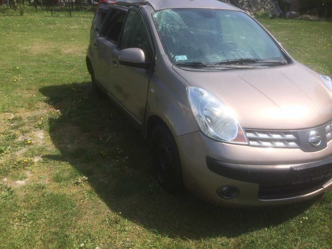 Кузов,кузовние запчасти для nissan Note