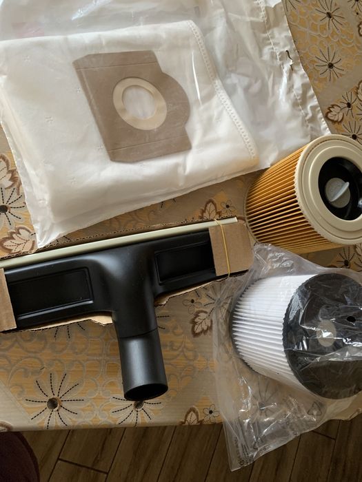 НАСАДКА-ЩІТКА DN35до пилососів Karcher здодатковими гумовими смужками.