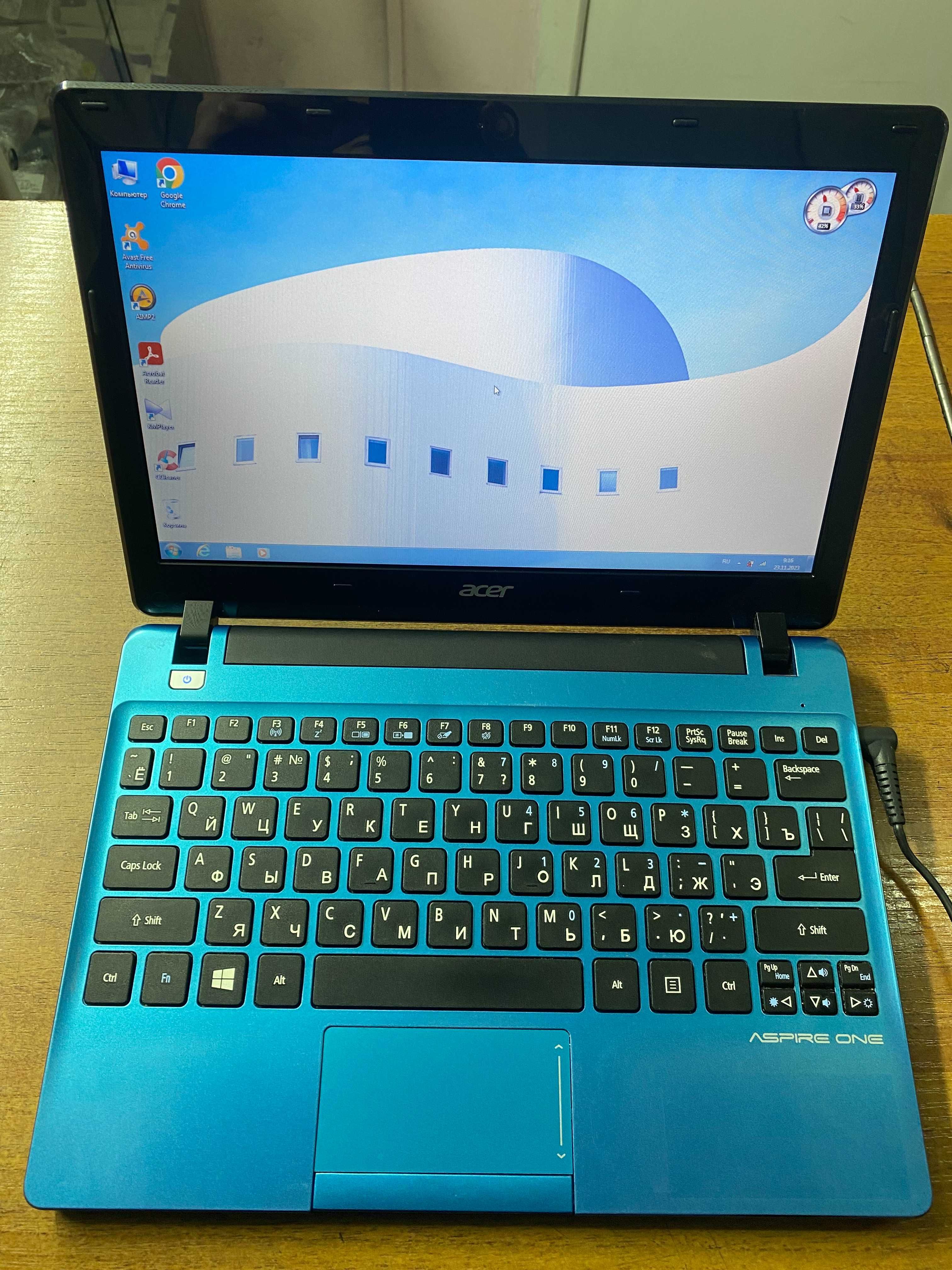 Ноутбук Acer Aspire One 725-C7Cbb Blue