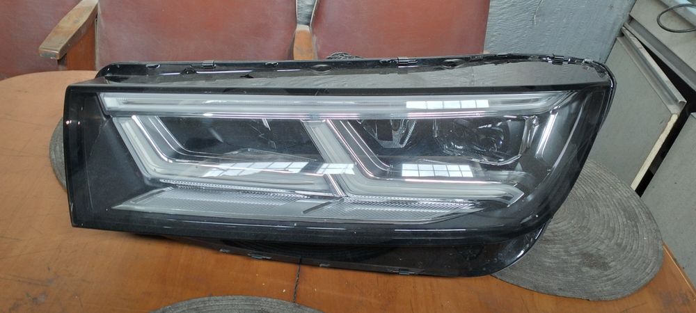 Фара AUDI Q5 LED ліва 2020 EU.