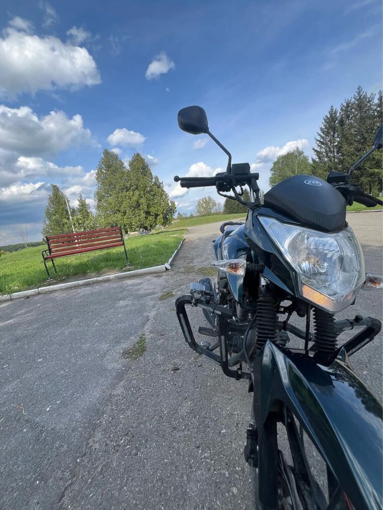 Продам мотоцикол LIFAN Ccr150