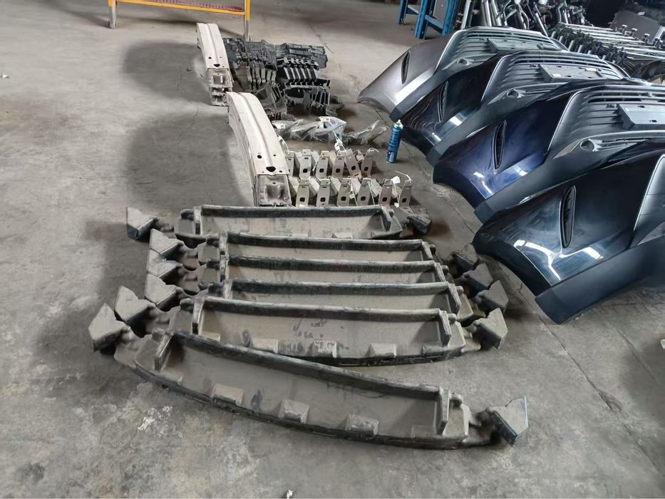 Бампер передній Toyota Venza 2021, 2022, 2023, 2024