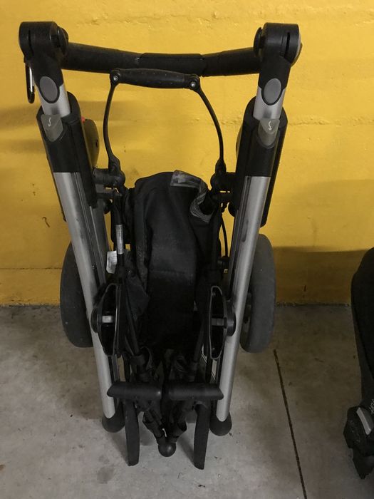 Conjunto Carrinho Bébé Confort + Isofix