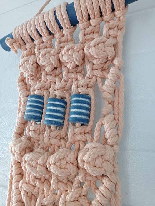 Peça decorativa em macramé