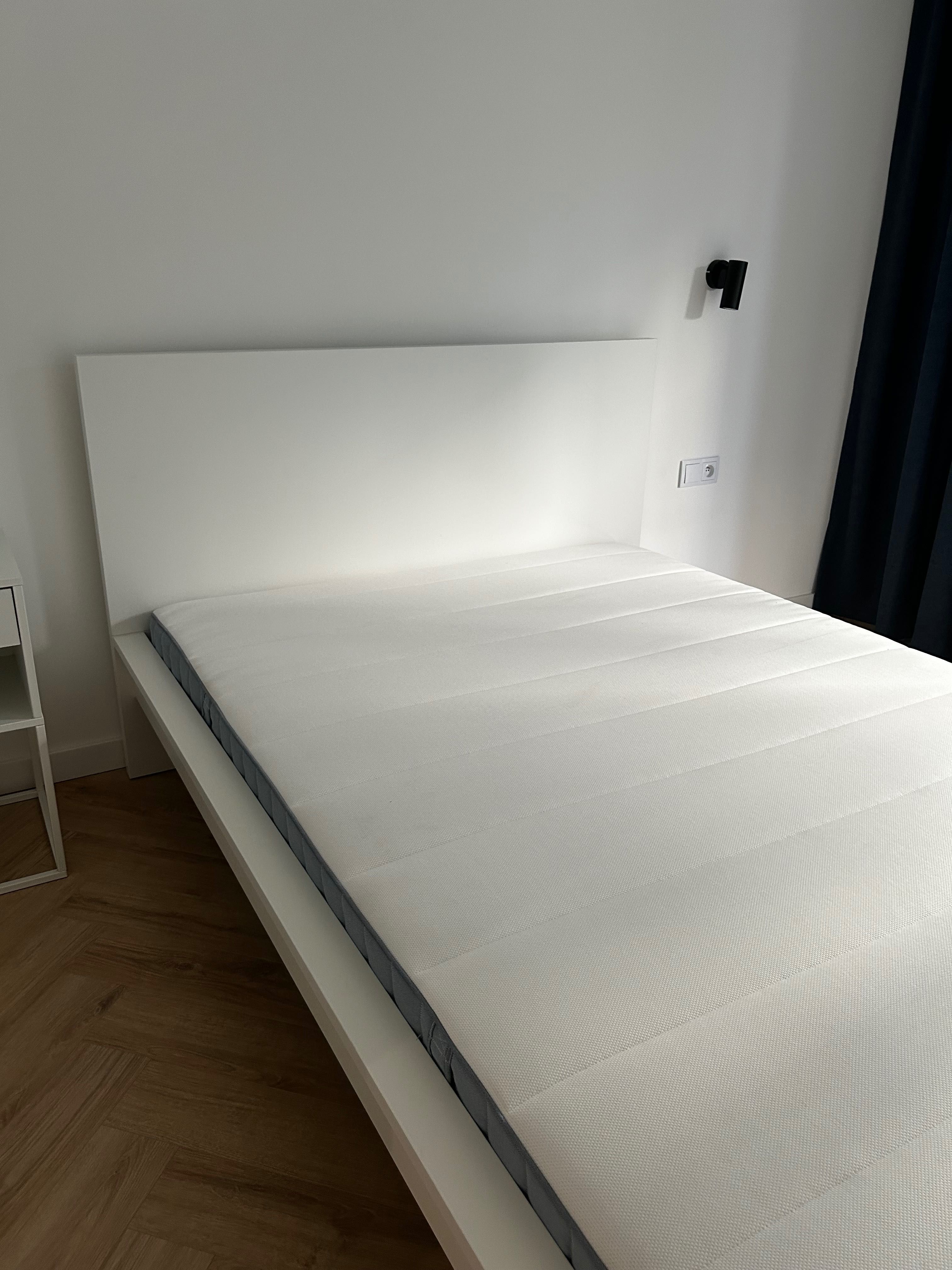 Nowa Rama łóżka MALM z materacem i 2 pojemnikami, biały 160x200 cm