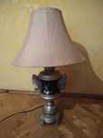 Lampa z pięknym abażurem