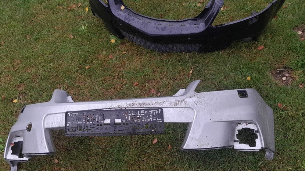 Opel Zafira B OPC Zderzak przedni przói z20R Z157 czarny Srebrny