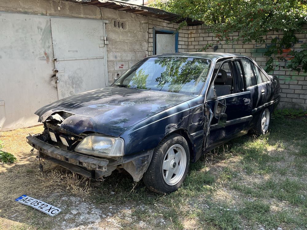 Opel Omega A 1990 2.0 C20NE