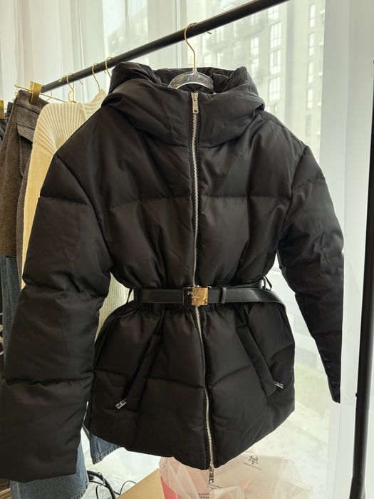 Пуховик Prada розмір S