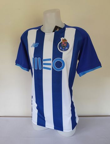 FC Porto - Equipamento Principal 21/22