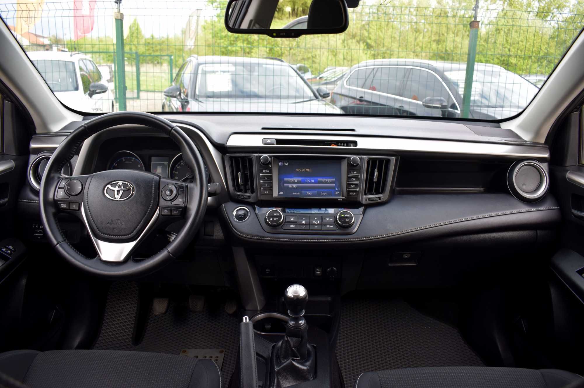 Toyota RAV4 2016