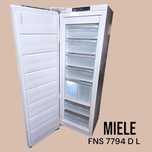 Miele FNS 7794 D L –zamrażarka do zabudowy z kostkarką i przyłącz wody