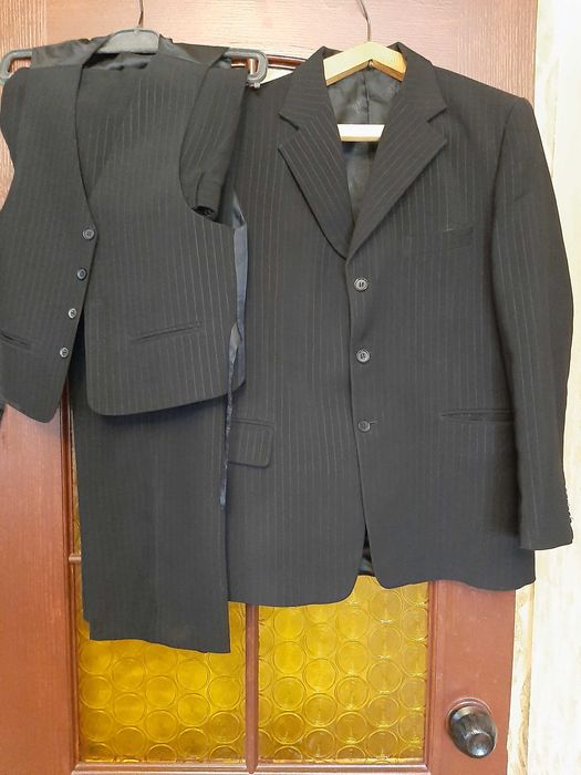 Продам мужской костюм в идеальном состоянии