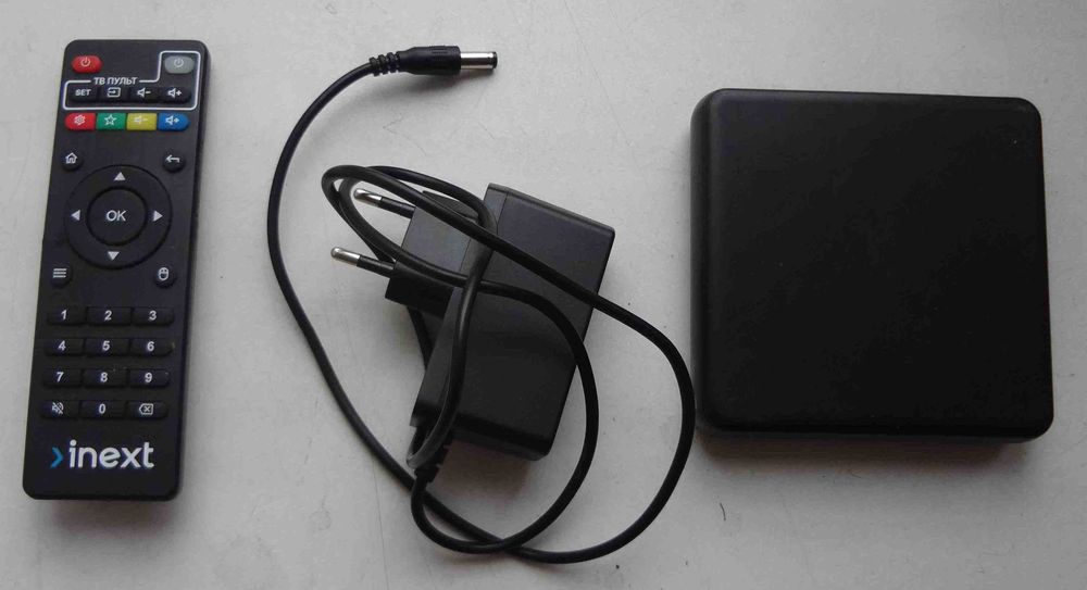 Смарт-приставка iNeXT TV3  TV-бокс, не рабочая