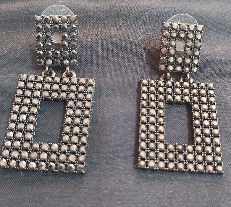 Brincos com elegância