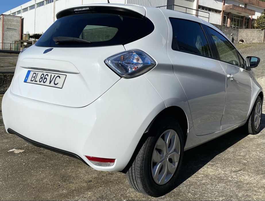 RENAULT ZOE - 27000 kms