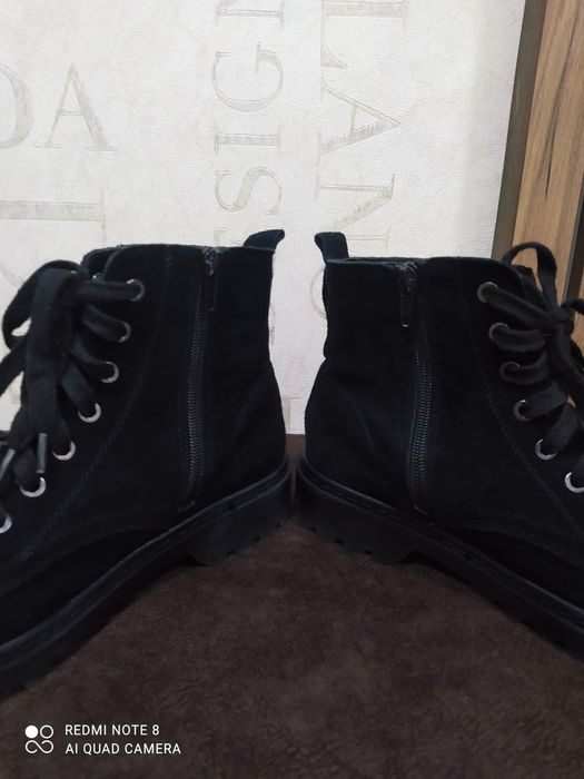 Черевики жіночі демісезонні 39 розмір